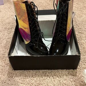 Multicolor Lace-Up Women's Boots